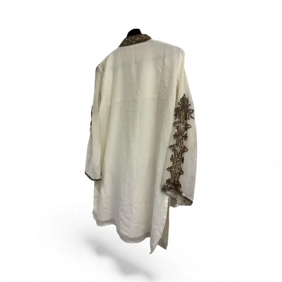 Elegant White and Gold Embroidered Women's Traditional Top - Picture 4 of 8